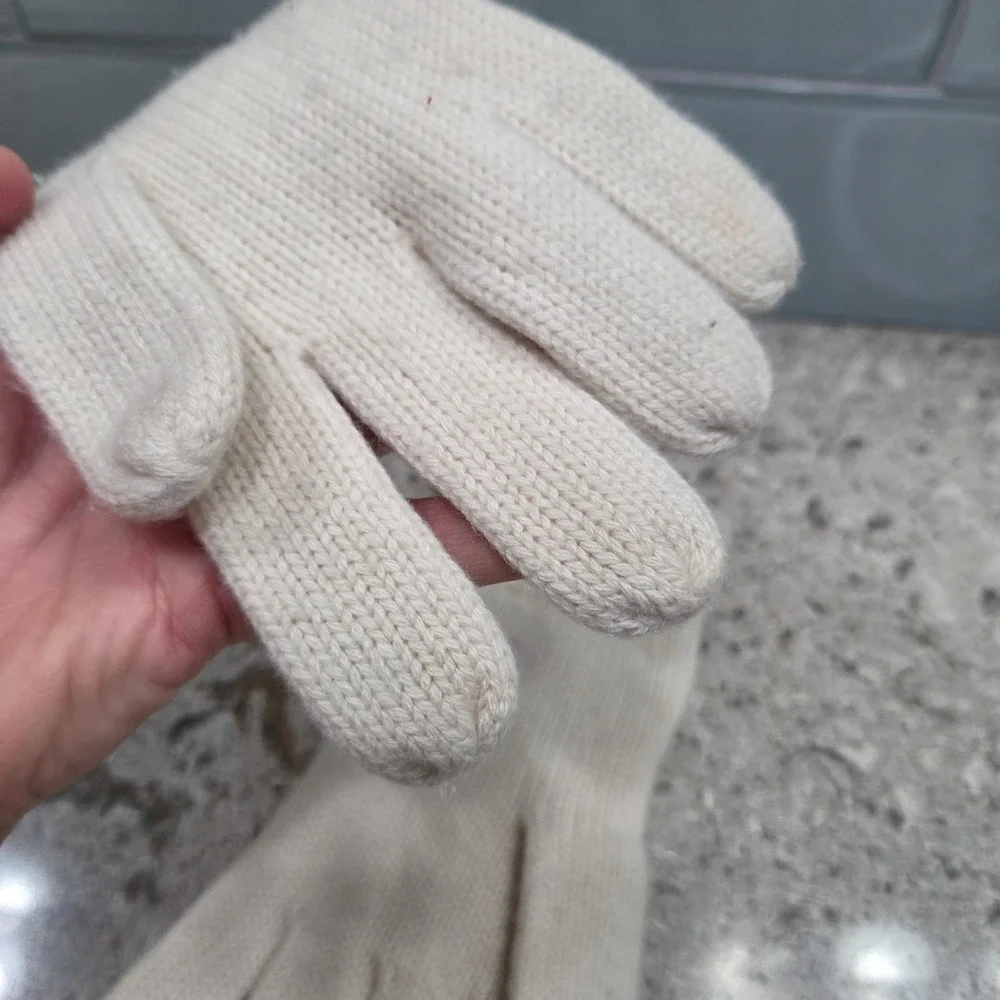 Brooks‎ Brothers 100% Cashmere Cable Knit Gloves Cream Ivory One Size Winter